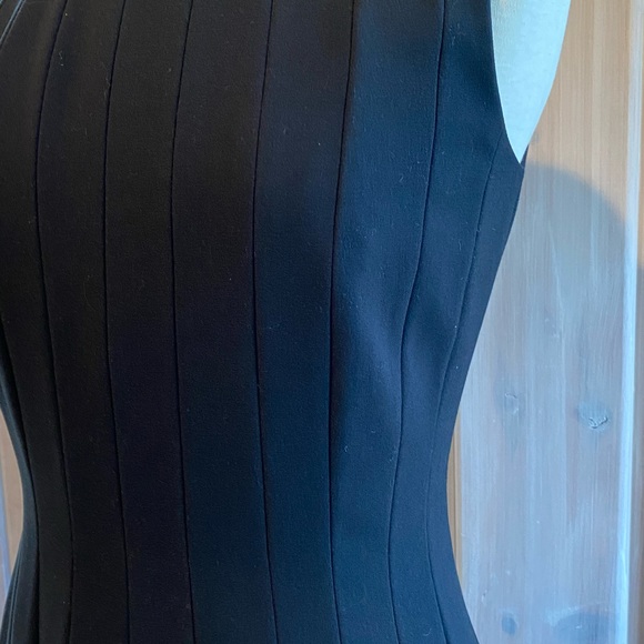 Dress - Picture 3 of 5